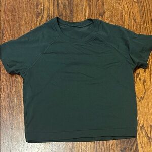 Lululemon Swiftly Tech Cropped Short Sleeve shirt